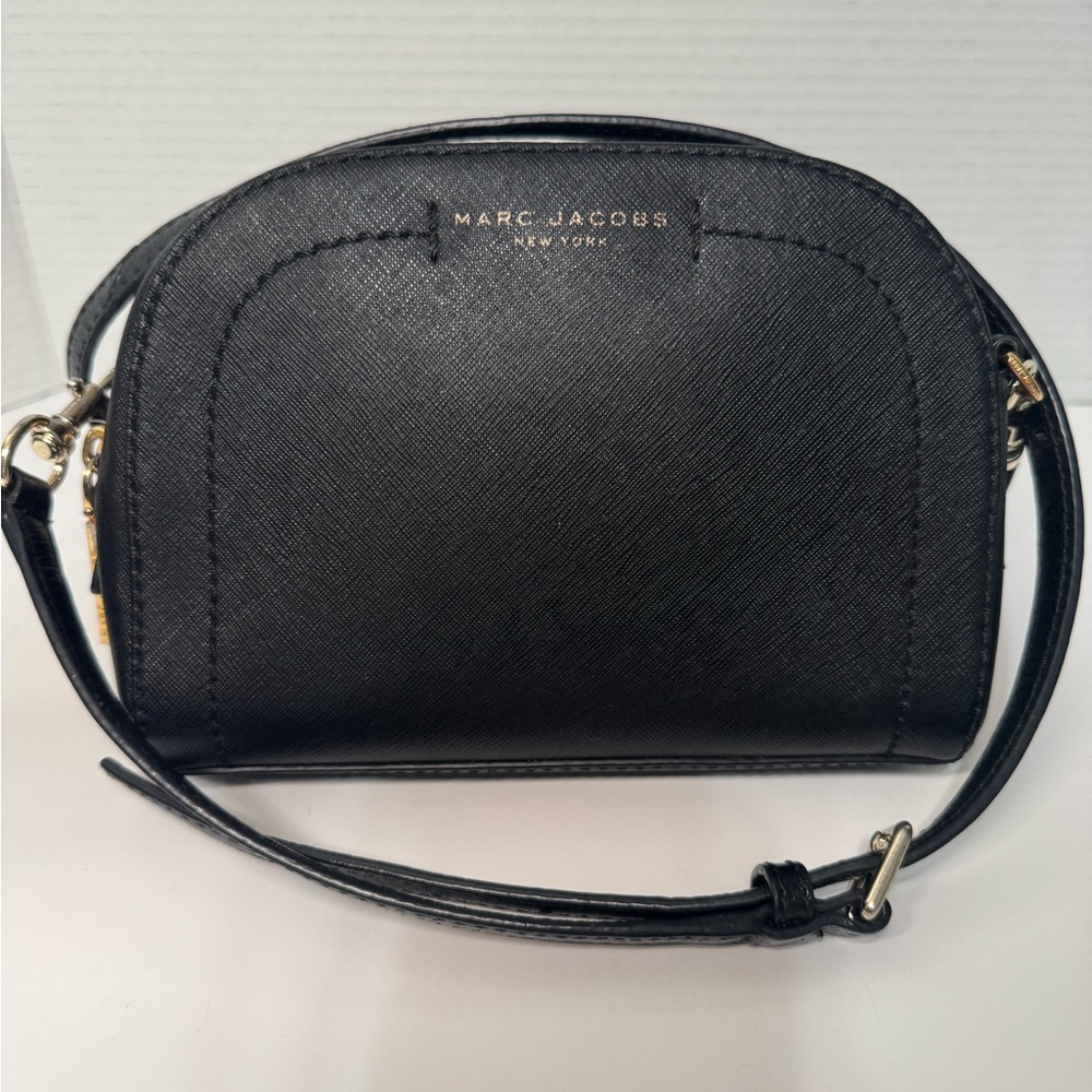 MARC JACOBS Saffiano Playback Boxed Dome Crossbody Bag (EUC)
